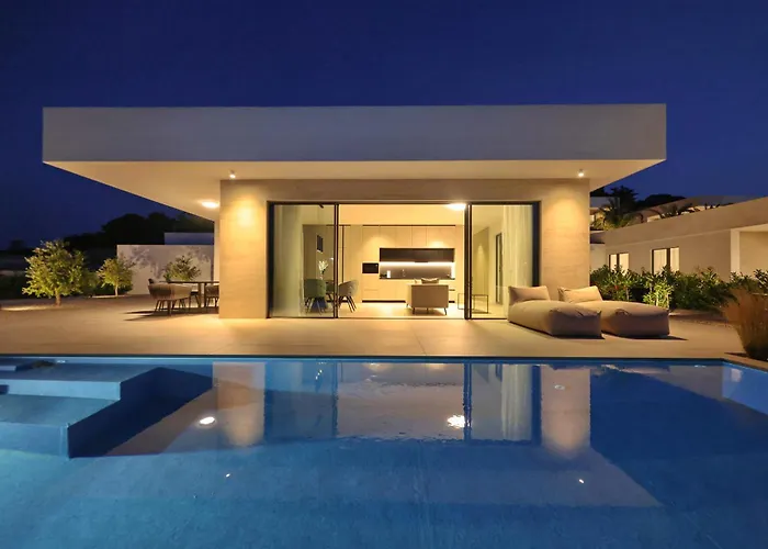 Cloud 9 D2 Villa
