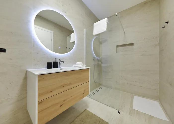 Cloud 9 D2 Villa *