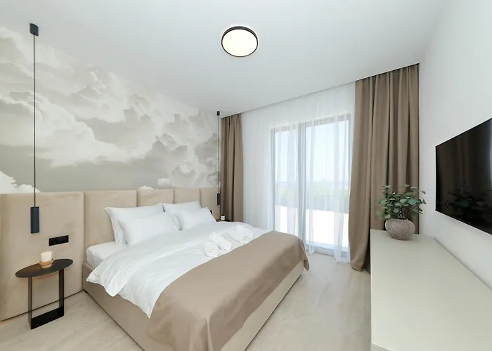 Cloud 9 D2 Villa *