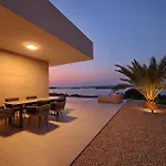 Villa Cloud 9 D2 *